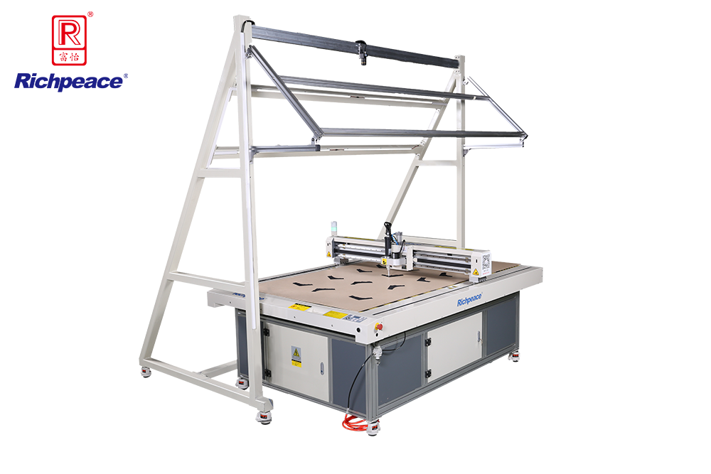 必一体育全自动超声波点烫机