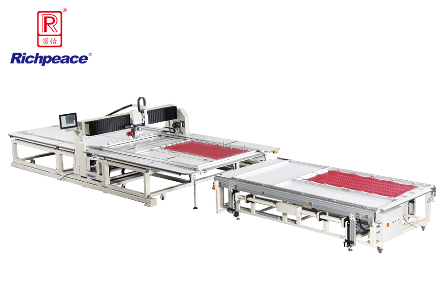 必一体育全自动360°大面积皮革缝纫机