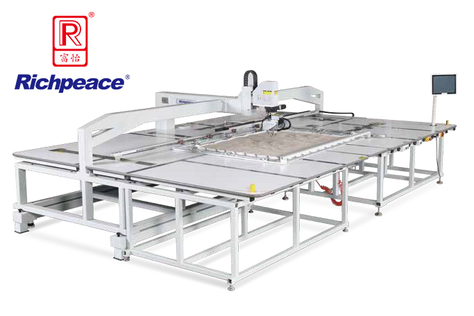 必一体育大幅面360°旋转缝纫机