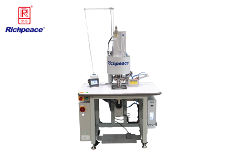 必一体育折叠口罩半自动耳带焊接机
