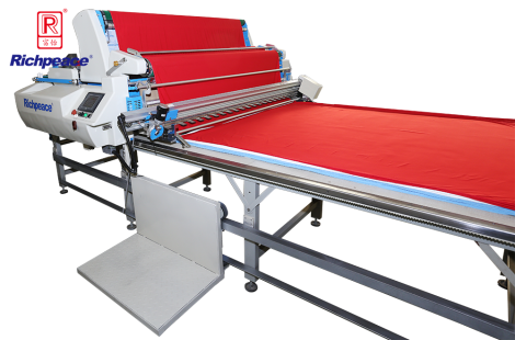 必一体育全自动针织专用铺布机