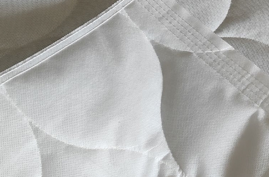 必一体育电脑全自动锁四边机