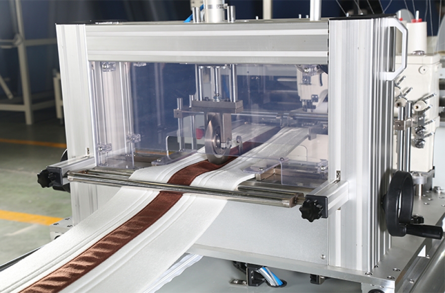 必一体育床围拉链自动缝纫机