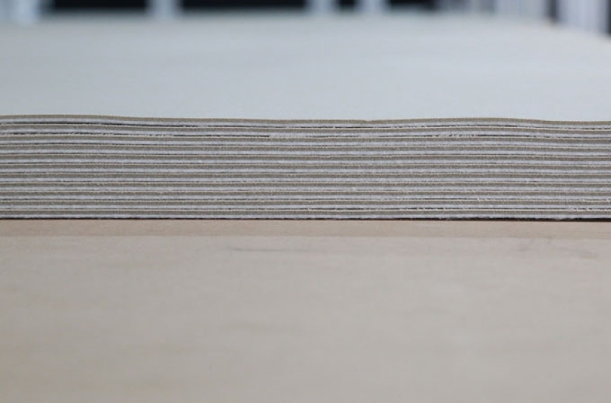 必一体育汽车天窗卷阳帘面料专用拉布机