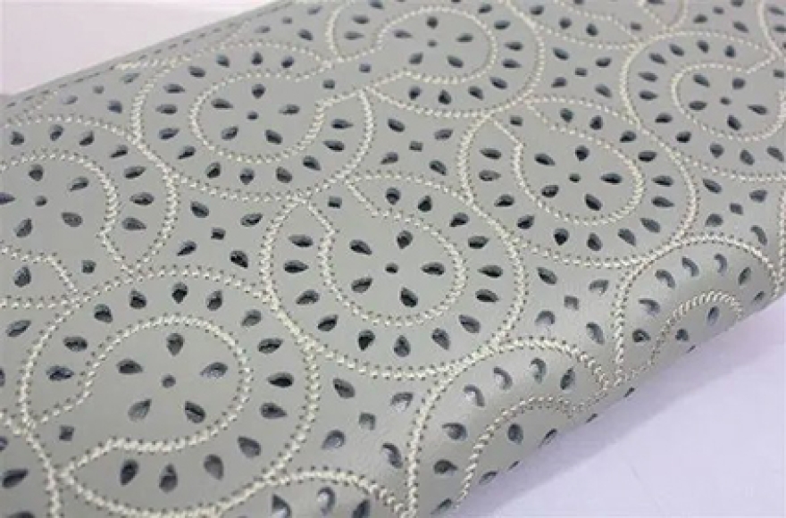 必一体育全自动异形旋转垫板式冲孔机