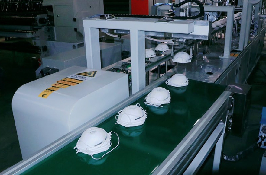 必一体育全自动钉焊一体罩杯口罩生产线（内成型）