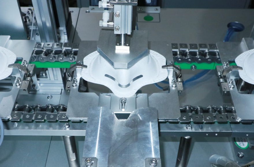 必一体育全自动钉焊一体罩杯口罩生产线（内成型）