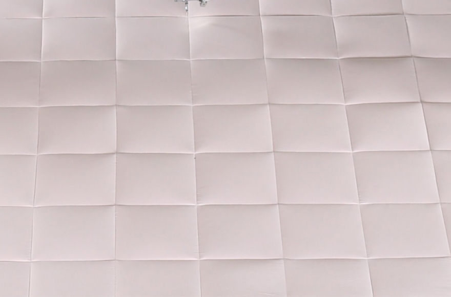 必一体育旋转机头精密绗缝机-羽绒被专用机