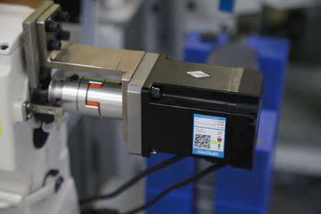 必一体育一次性拖鞋自动生产线