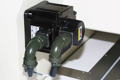 必一体育全自动旋转机头冲绣缝一体机(轻型6冲刀＋9色绣花+旋转缝纫)