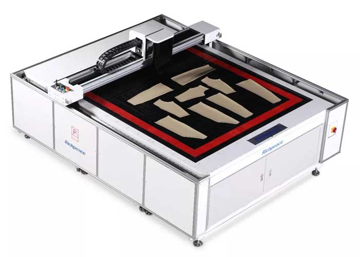 必一体育一公分多层电脑裁床展机