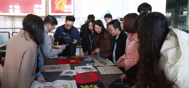 中原工学院同学来到必一体育集团实习培训